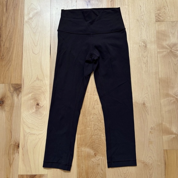Lululemon Wunder Under Black Crop (Hi-Rise) *Full-On Luxtreme 21" Leggings - Picture 6 of 12